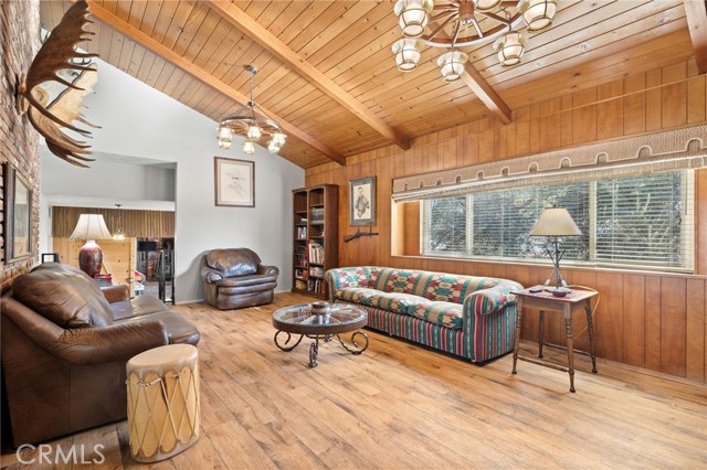 Detail Gallery Image 10 of 69 For 34378 7th Standard, Bakersfield,  CA 93314 - 4 Beds | 3 Baths