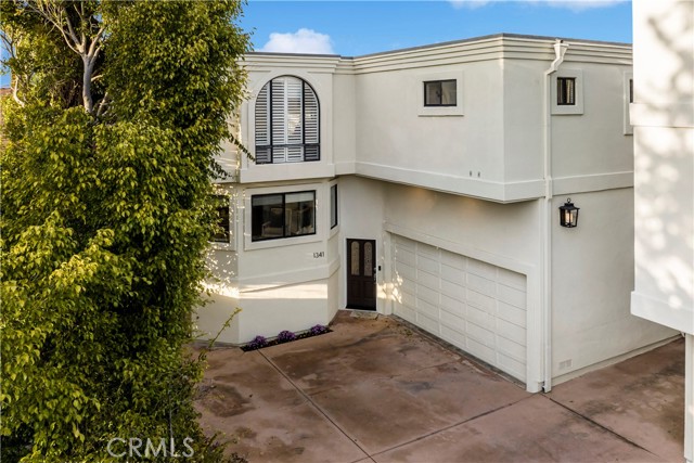 1341 17th Street, Manhattan Beach, California 90266, 6 Bedrooms Bedrooms, ,3 BathroomsBathrooms,Residential,Sold,17th,SB23043859