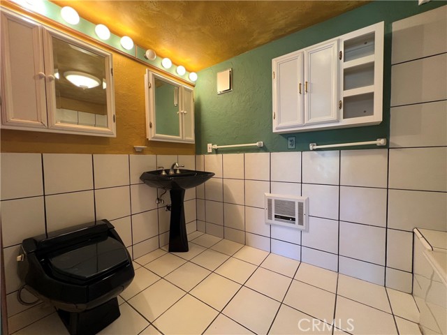 Detail Gallery Image 19 of 29 For 2200 St Anton Dr, –,  CA 93222 - 3 Beds | 3 Baths