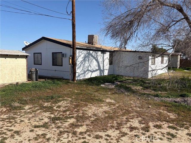 Detail Gallery Image 21 of 25 For 13173 Camellia Rd, Victorville,  CA 92392 - 4 Beds | 2 Baths