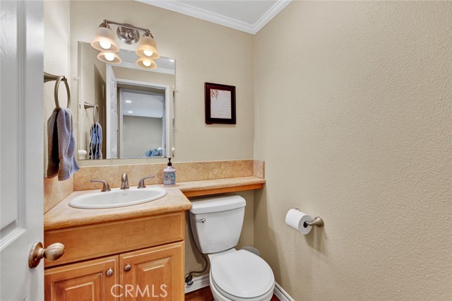 Detail Gallery Image 31 of 52 For 18864 Cordata St, Fountain Valley,  CA 92708 - 5 Beds | 2/1 Baths