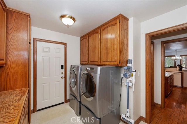 393 Brentwood, Lake Arrowhead, CA 92352