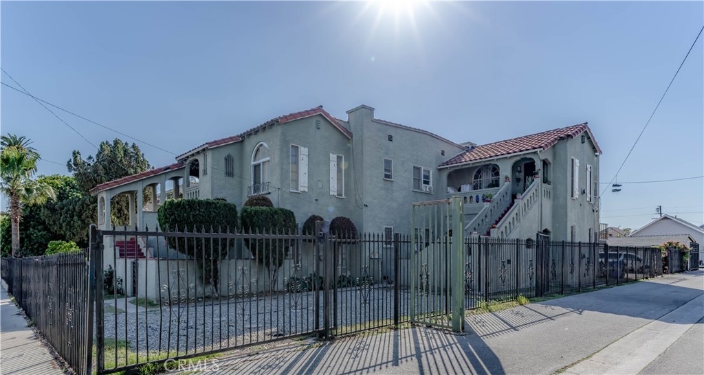 1719 Magnolia Avenue