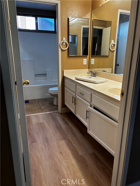 Detail Gallery Image 12 of 14 For 12533 Loma Verde, Victorville,  CA 92392 - 3 Beds | 2/1 Baths