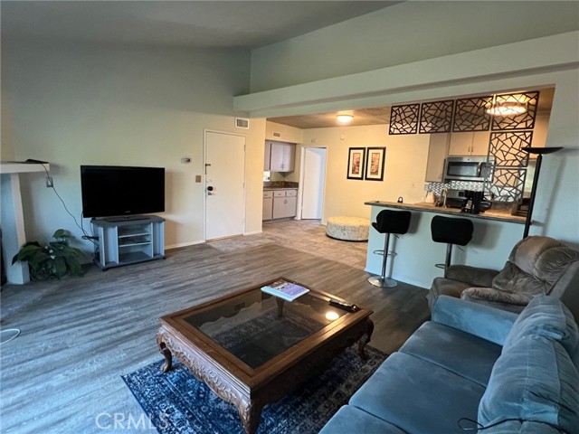 Image 3 for 5500 Lindley Ave #207, Encino, CA 91316