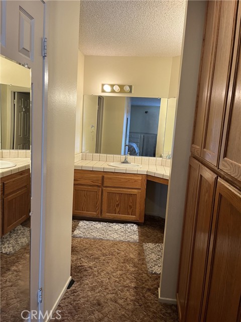 Detail Gallery Image 15 of 23 For 19218 Elm Dr, Apple Valley,  CA 92308 - 2 Beds | 2 Baths