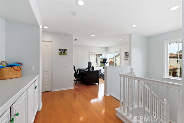 7327 Seafarer Place, Carlsbad CA: https://media.crmls.org/medias/83d20df8-0186-433a-bf35-7ca599c114bb.jpg