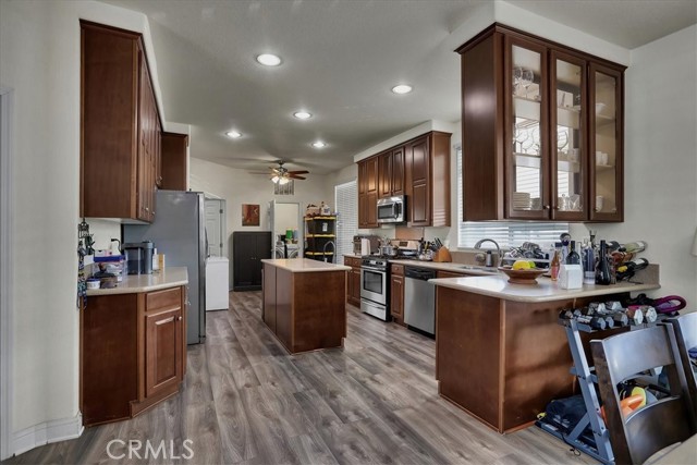 111 Madrid, Tustin CA: https://media.crmls.org/medias/83d2708c-fd53-4166-bfba-7ddcdb211a1b.jpg