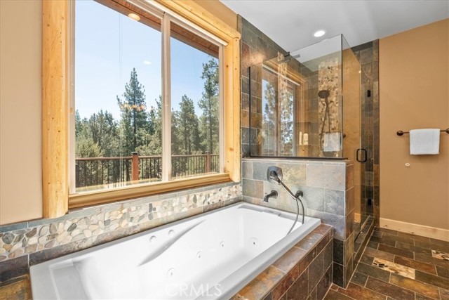 Image 22 of 45 For 1020 Heritage Trail