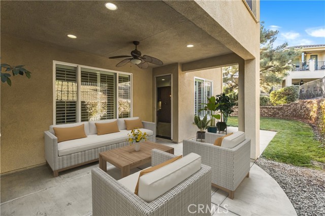 Detail Gallery Image 5 of 44 For 23795 Los Pinos Ct, Corona,  CA 92883 - 2 Beds | 2 Baths