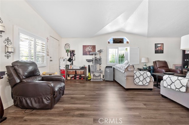 Detail Gallery Image 22 of 45 For 5700 Carbon Canyon #84,  Brea,  CA 92823 - 3 Beds | 2 Baths