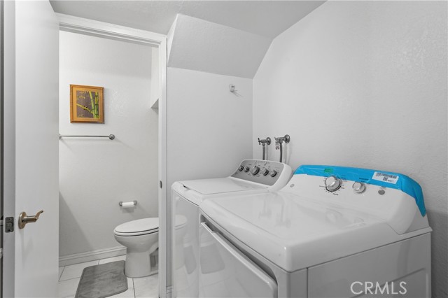 Detail Gallery Image 19 of 45 For 119 N Alhambra Ave #D,  Monterey Park,  CA 91755 - 3 Beds | 3 Baths