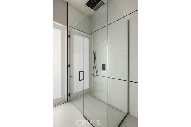 Detail Gallery Image 33 of 51 For 22020 Alizondo, Woodland Hills,  CA 91364 - 3 Beds | 3 Baths