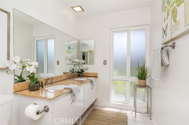 7008 Willowtree Drive, Rancho Palos Verdes, California 90275, 3 Bedrooms Bedrooms, ,1 BathroomBathrooms,Residential,Sold,Willowtree,PV22203496