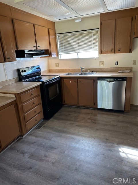 Detail Gallery Image 13 of 20 For 13925 Walnut, Clearlake Oaks,  CA 95423 - 2 Beds | 2 Baths