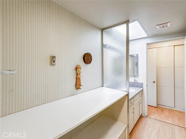 Detail Gallery Image 21 of 37 For 147 Ave Majorca #B,  Laguna Woods,  CA 92637 - 2 Beds | 1/1 Baths