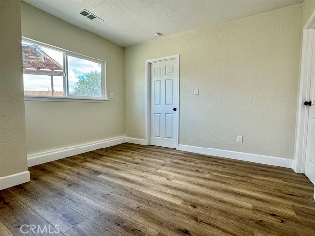 Detail Gallery Image 19 of 22 For 4260 N Haslam Ave, Fresno,  CA 93722 - 5 Beds | 3 Baths