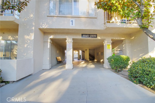 Front Image Thumbnail for CRHD26225725