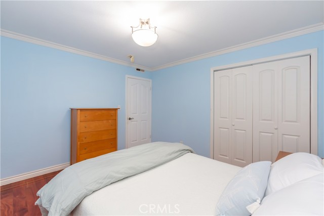 Downstairs S/W Bedroom