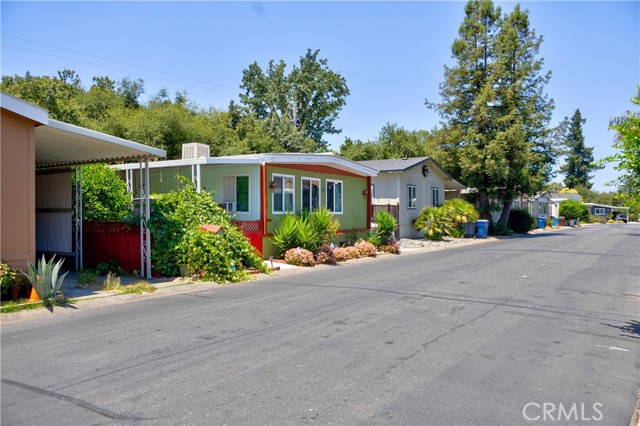 5250 Whispering Creek Drive, Santa Rosa CA: https://media.crmls.org/medias/83d707d3-e7dd-48ec-8da0-21c234ef946a.jpg