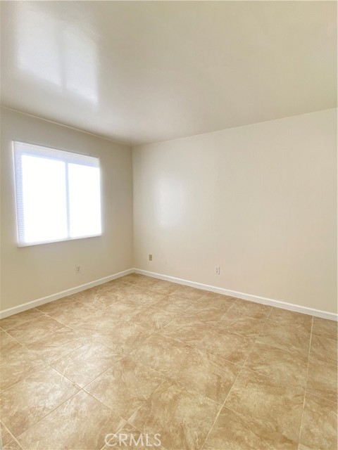 Detail Gallery Image 14 of 15 For 12196 Carnation Ln #B,  Moreno Valley,  CA 92557 - 2 Beds | 1/1 Baths