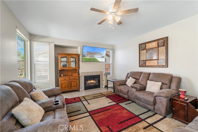 Detail Gallery Image 13 of 31 For 28773 Eridanus, Menifee,  CA 92586 - 6 Beds | 3 Baths