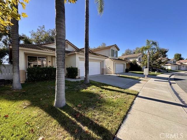 Detail Gallery Image 3 of 41 For 31898 Calle Ballentine, Temecula,  CA 92592 - 3 Beds | 2 Baths