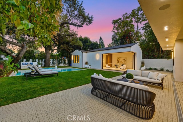 Detail Gallery Image 4 of 41 For 16782 Otsego, Encino,  CA 91436 - 6 Beds | 6/1 Baths