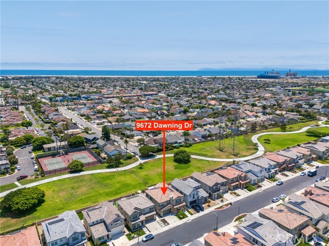 Detail Gallery Image 47 of 49 For 9672 Dawning Dr, Huntington Beach,  CA 92646 - 5 Beds | 4/1 Baths