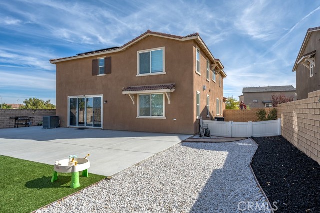 Detail Gallery Image 39 of 39 For 37937 Avenida De Diego, Palmdale,  CA 93552 - 5 Beds | 3/1 Baths