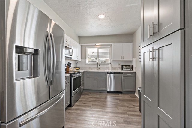 Detail Gallery Image 15 of 38 For 28466 Pebble Beach Dr, Menifee,  CA 92586 - 2 Beds | 2 Baths