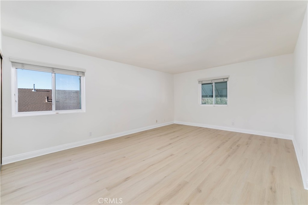 MLS #WS25267882 image #23