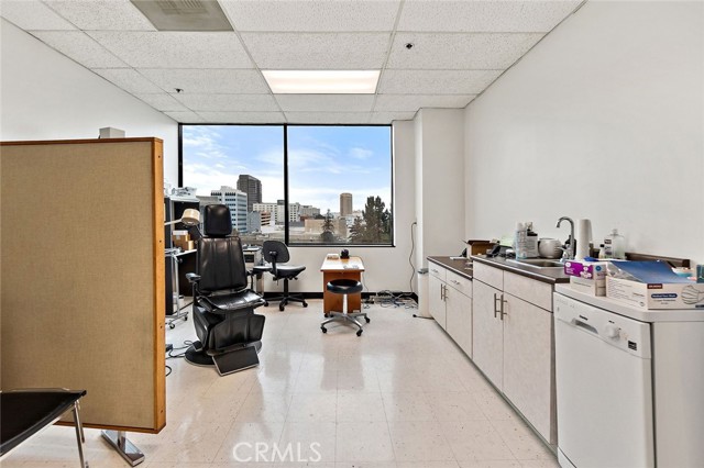  Commercial for Sale in Los Angeles, California