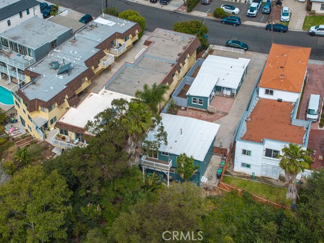 Detail Gallery Image 2 of 51 For 221 Avenida Monterey, San Clemente,  CA 92672 - 5 Beds | 4/1 Baths