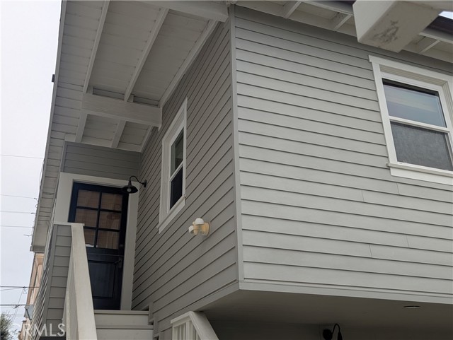 Detail Gallery Image 1 of 12 For 425 Orchid Ave #REAR,  Corona Del Mar,  CA 92625 - 1 Beds | 1 Baths