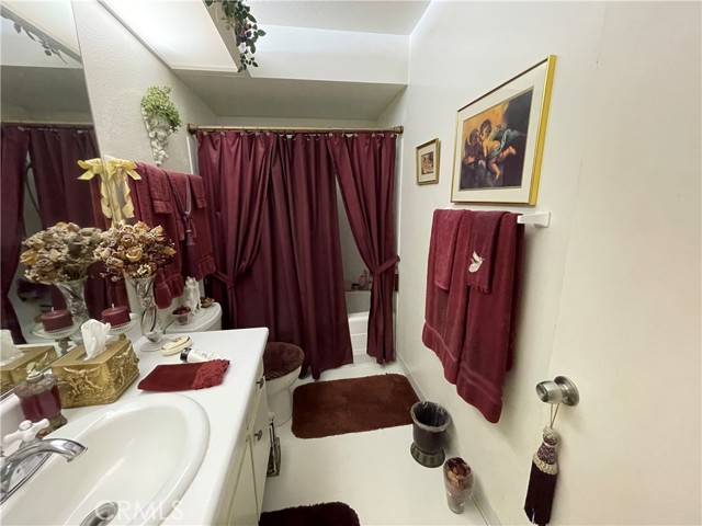 436 Bellflower Boulevard, Long Beach, California 90814, 1 Bedroom Bedrooms, ,1 BathroomBathrooms,Condominium,For Sale,Bellflower,PW24226013