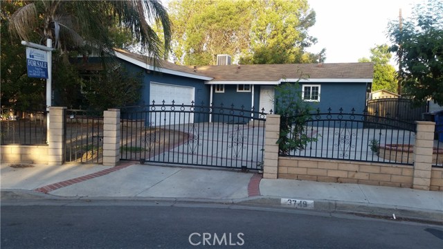 3749 Tomlinson Ave, Riverside, CA 92503