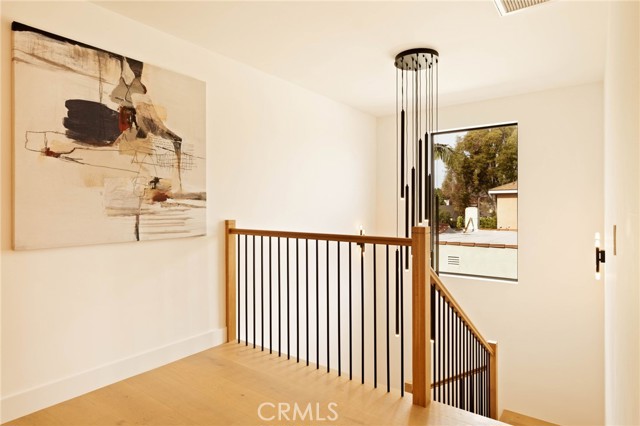 Detail Gallery Image 14 of 26 For 3962 Alla, Los Angeles,  CA 90066 - 4 Beds | 4/1 Baths