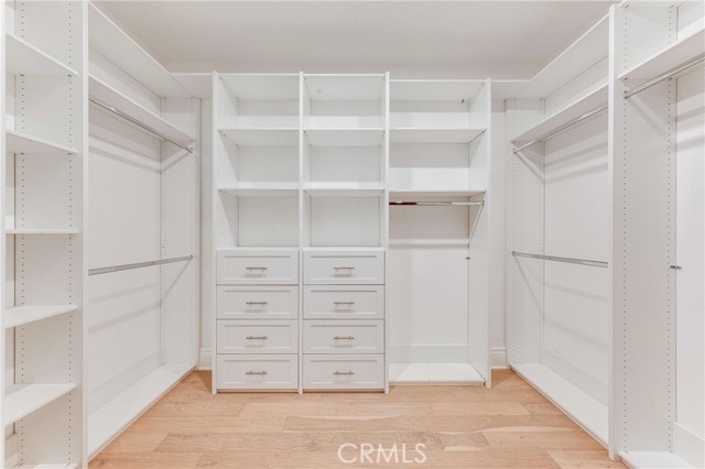345 E Colorado Boulevard, Pasadena CA: https://media.crmls.org/medias/83dbbd7f-912a-4c6c-b0f1-351c378b5c44.jpg