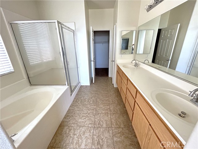 Detail Gallery Image 5 of 5 For 13344 Maywood St, Victorville,  CA 92392 - 3 Beds | 2 Baths