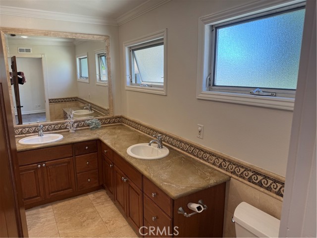20182 Kline Drive, Newport Beach, California 92660, 4 Bedrooms Bedrooms, ,3 BathroomsBathrooms,Residential Lease,For Rent,20182 Kline Drive,CRPW25009082