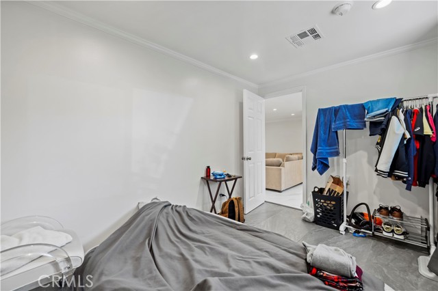 Detail Gallery Image 19 of 47 For 11329 Mclennan Ave, Granada Hills,  CA 91344 - 7 Beds | 2 Baths