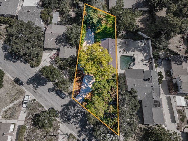 3828 2nd Avenue, La Crescenta CA: https://media.crmls.org/medias/83de2da4-8c39-4f40-9e01-7d6ad9b406a0.jpg