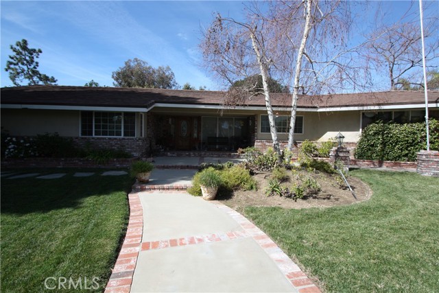 9423 Beckford Avenue photo 6