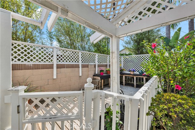 Image 44 of 51 For 17291 Ash Street