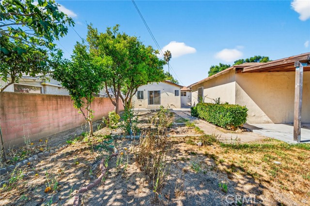 Detail Gallery Image 35 of 38 For 7046 Murietta, Van Nuys,  CA 91405 - 4 Beds | 2 Baths