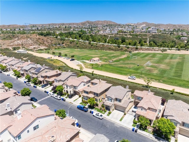 Detail Gallery Image 43 of 48 For 29021 Mirada Circulo, Valencia,  CA 91354 - 4 Beds | 3 Baths