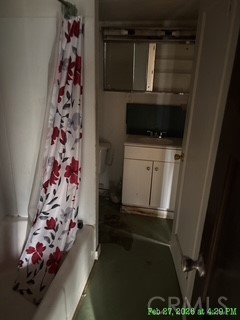 Detail Gallery Image 7 of 8 For 3392 Grey, Clearlake,  CA 95422 - 2 Beds | 1 Baths