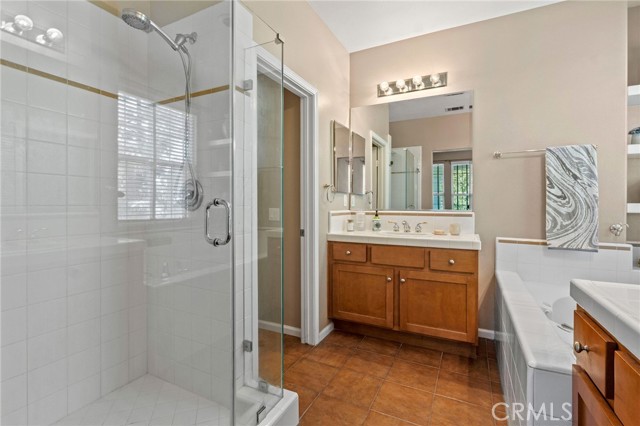 Detail Gallery Image 29 of 41 For 24014 Bridgeport Ln #42,  Valencia,  CA 91355 - 3 Beds | 3 Baths