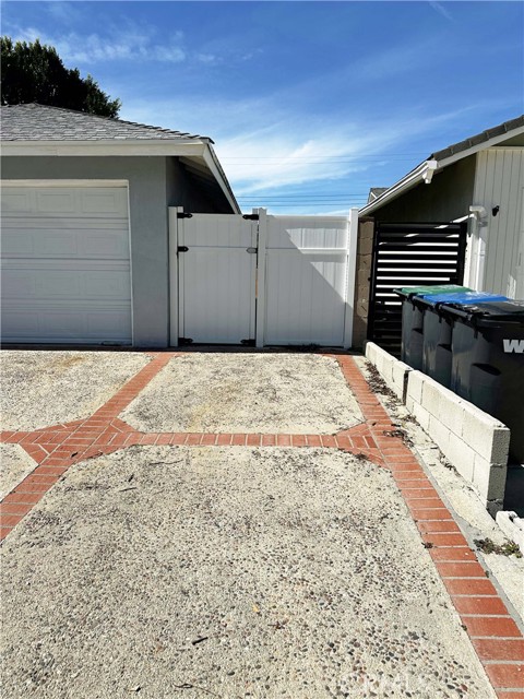 Detail Gallery Image 22 of 23 For 1387 Cherry Ave, Simi Valley,  CA 93065 - 4 Beds | 2 Baths